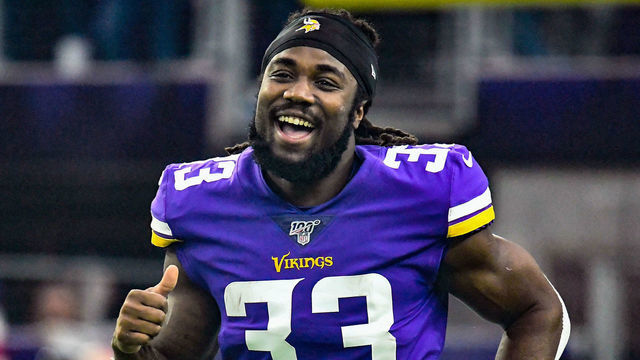 MINNEAPOLIS, MN - DECEMBER 08: Minnesota Vikings Running Back Dalvin Cook (33) takes the field before a game between the Detroit Lions and Minnesota Vikings on December 8, 2019 at U.S. Bank Stadium in Minneapolis, MN.
