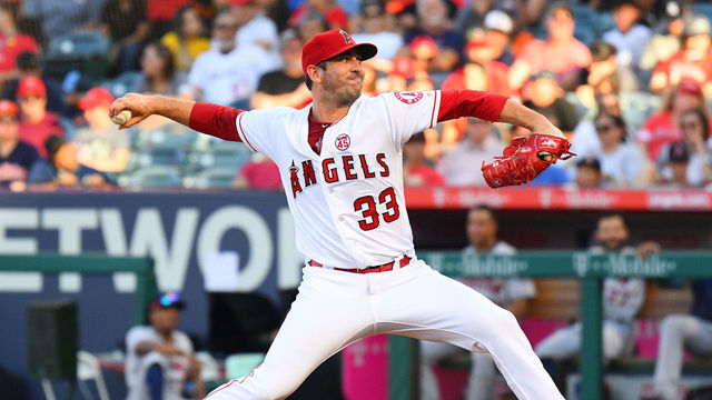 ANAHEIM, CA - JULY 18: Los Angeles Angels pitcher Matt Harvey (33) throws a pitch during a MLB game between the Houston Astros and the Los Angeles Angels of Anaheim on July 18, 2019 at Angel Stadium of Anaheim in Anaheim, CA.