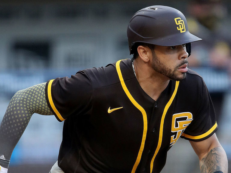 Padres OF Tommy Pham stabbed in back, required surgery