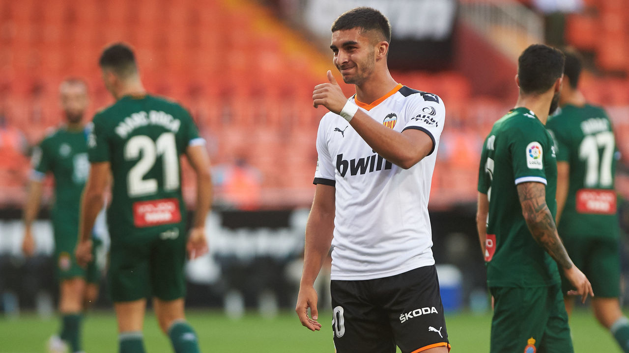 Ferran Torres of Valencia reacts during the la La Liga Santander mach between Valencia and RCD Espanyol at Mestalla Stadium, on July 16, 2020 in Valencia, Spain