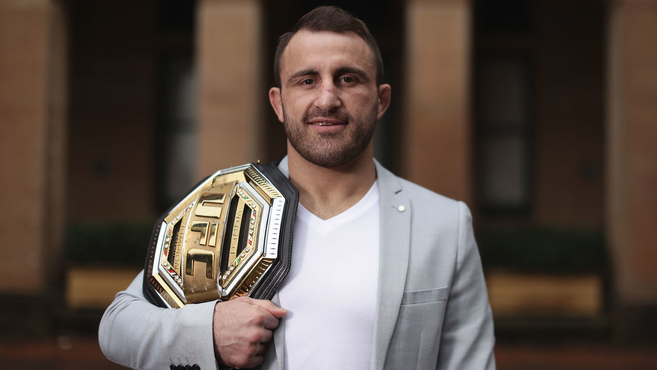 SYDNEY, AUSTRALIA - JULY 28: UFC featherweight champion Alex Volkanovski poses with his UFC belt on July 28, 2020 in Sydney, Australia.