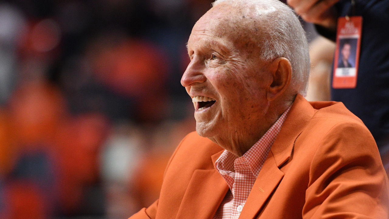 CHAMPAIGN, IL - JANUARY 18: Former Illinois Fighting Illini head coach Lou Henson looks on during halftime of the Big Ten Conference college basketball game between the Northwestern Wildcats and the Illinois Fighting Illini on January 18, 2020, at the State Farm Center in Champaign, Illinois.