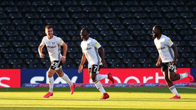 LONDON, ENGLAND - JULY 30: Neeskens Kebano of Fulham celebrates after scoring his sides first goal during the Sky Bet Championship Play Off Semi-final 2nd Leg match between Fulham and Cardiff City at Craven Cottage on July 30, 2020 in London, England. Football Stadiums around Europe remain empty due to the Coronavirus Pandemic as Government social distancing laws prohibit fans inside venues resulting in all fixtures being played behind closed doors.