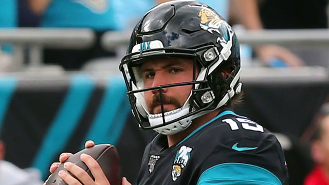 JACKSONVILLE, FL - DECEMBER 01: Gardner Minshew II (15) of the Jaguars warms up before the regular season game between the Tampa Bay Buccaneers and the Jacksonville Jaguars on December 01, 2019 at TIAA Bank Field in Jacksonville, FL.