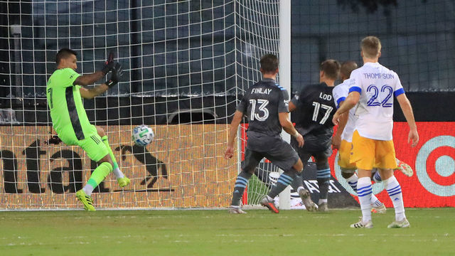 REUNION, FLORIDA - AUGUST 01: Robin Lod #17 of Minnesota United scores the opening goal during a quarter final match of MLS Is Back Tournament between San Jose Earthquakes and Minnesota United at ESPN Wide World of Sports Complex on August 01, 2020 in Reunion, Florida.