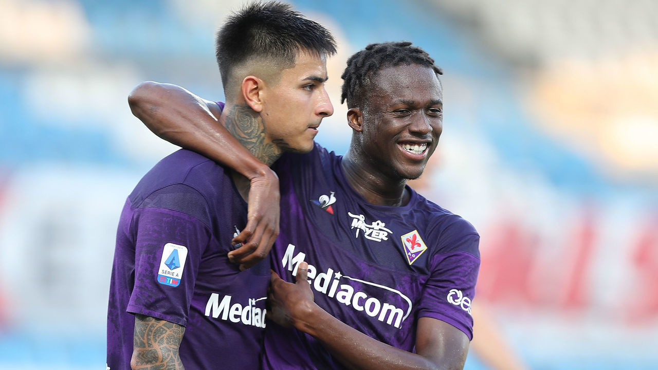 FERRARA, ITALY - AUGUST 02: Erick Pulgar of ACF Fiorentina celebrates after scoring a goal during the Serie A match between SPAL and ACF Fiorentina at Stadio Paolo Mazza on August 2, 2020 in Ferrara, Italy.