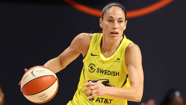 PALMETTO, FL - JULY 30: Sue Bird #10 of the Seattle Storm drives to the basket against the Washington Mystics on July 30, 2020 at Feld Entertainment Center in Palmetto, Florida. NOTE TO USER: User expressly acknowledges and agrees that, by downloading and/or using this Photograph, user is consenting to the terms and conditions of the Getty Images License Agreement. Mandatory Copyright Notice: Copyright 2020 NBAE