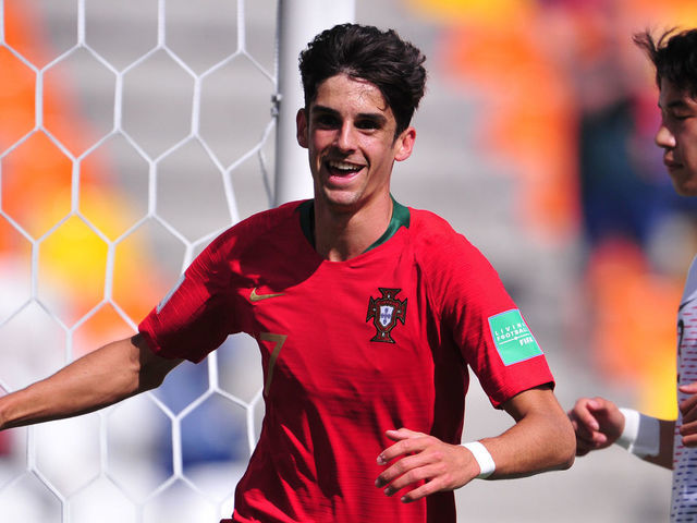 Report Leicester Launch 45m Bid To Sign Barcelona S Trincao Thescore Com