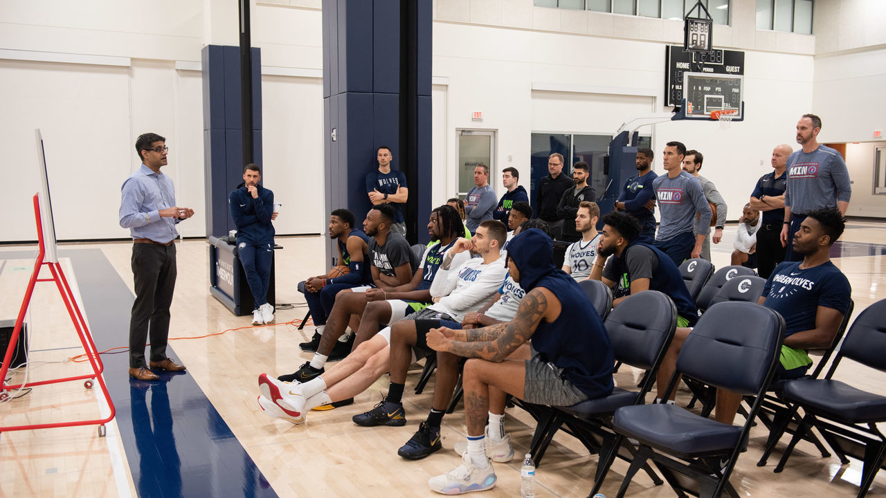 MINNEAPOLIS, MN - MARCH 09: Dr. Robby Sikka leads a team meeting about COVID-19 with the Minnesota Timberwolves at the teams practice facility in downtown Minneapolis, Minnesota on March 09, 2020. The Timberwolves left for what was supposed to be a two week road trip before the NBA season was suspended two days later, on March 11.