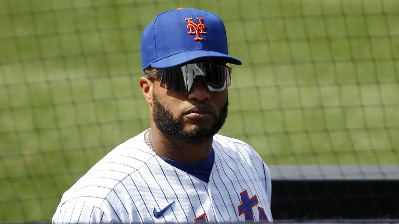NEW YORK, NEW YORK - JULY 25: Robinson Cano #24 of the New York Mets looks on against the Atlanta Braves at Citi Field on July 25, 2020 in New York City. The 2020 season had been postponed since March due to the COVID-19 pandemic. The Braves defeated the Mets 5-3 in ten innings.