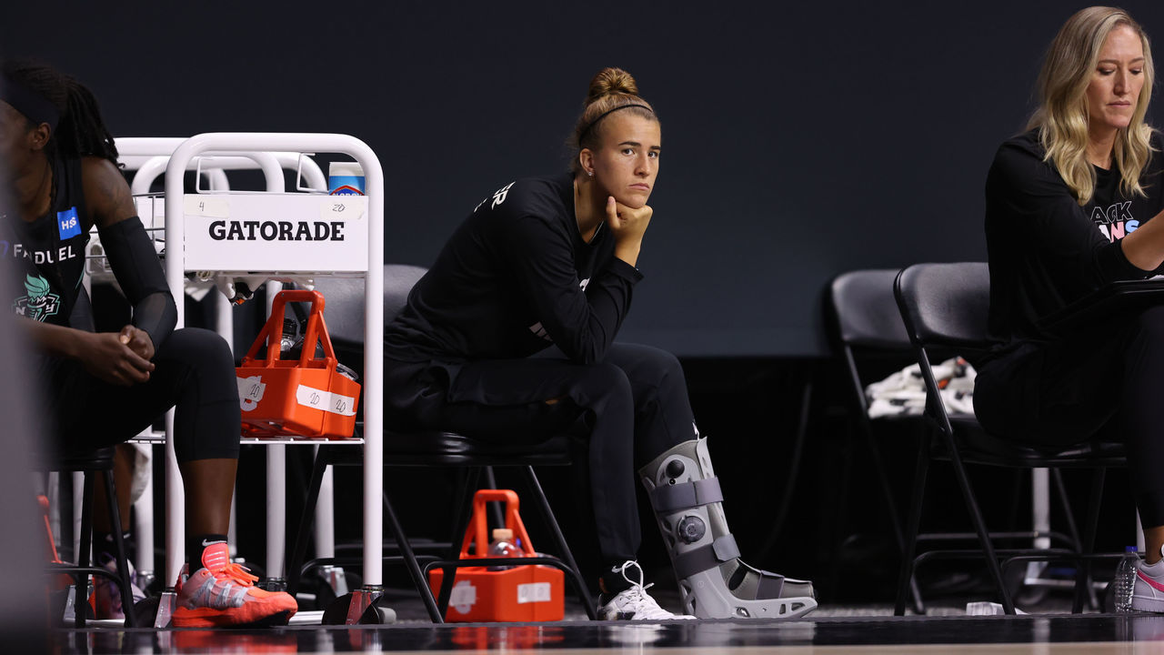 PALMETTO, FL - AUGUST 2: Sabrina Ionescu #20 of the New York Liberty looks on during the game against the Phoenix Mercury on August 2, 2020 at Feld Entertainment Center in Palmetto, Florida. NOTE TO USER: User expressly acknowledges and agrees that, by downloading and/or using this Photograph, user is consenting to the terms and conditions of the Getty Images License Agreement. Mandatory Copyright Notice: Copyright 2020 NBAE