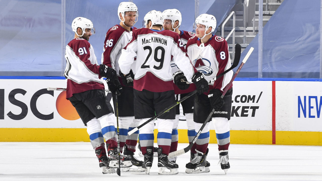 EDMONTON, ALBERTA - AUGUST 05: Cale Makar #8 of the Colorado Avalanche celebrates his goal against the Dallas Stars with teammates Nazem Kadri #91, Nathan MacKinnon #29, Mikko Rantanen #96 and Gabriel Landeskog #92 during the first period of a Western Conference Round Robin game during the 2020 NHL Stanley Cup Playoff at Rogers Place on August 05, 2020 in Edmonton, Alberta.