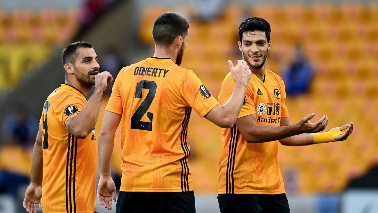 WOLVERHAMPTON, ENGLAND - AUGUST 06: Raul Jimenez of Wolves celebrates after scoring his sides first goal during the UEFA Europa League round of 16 second leg match between Wolverhampton Wanderers and Olympiacos FC at Molineux on August 06, 2020 in Wolverhampton, England.