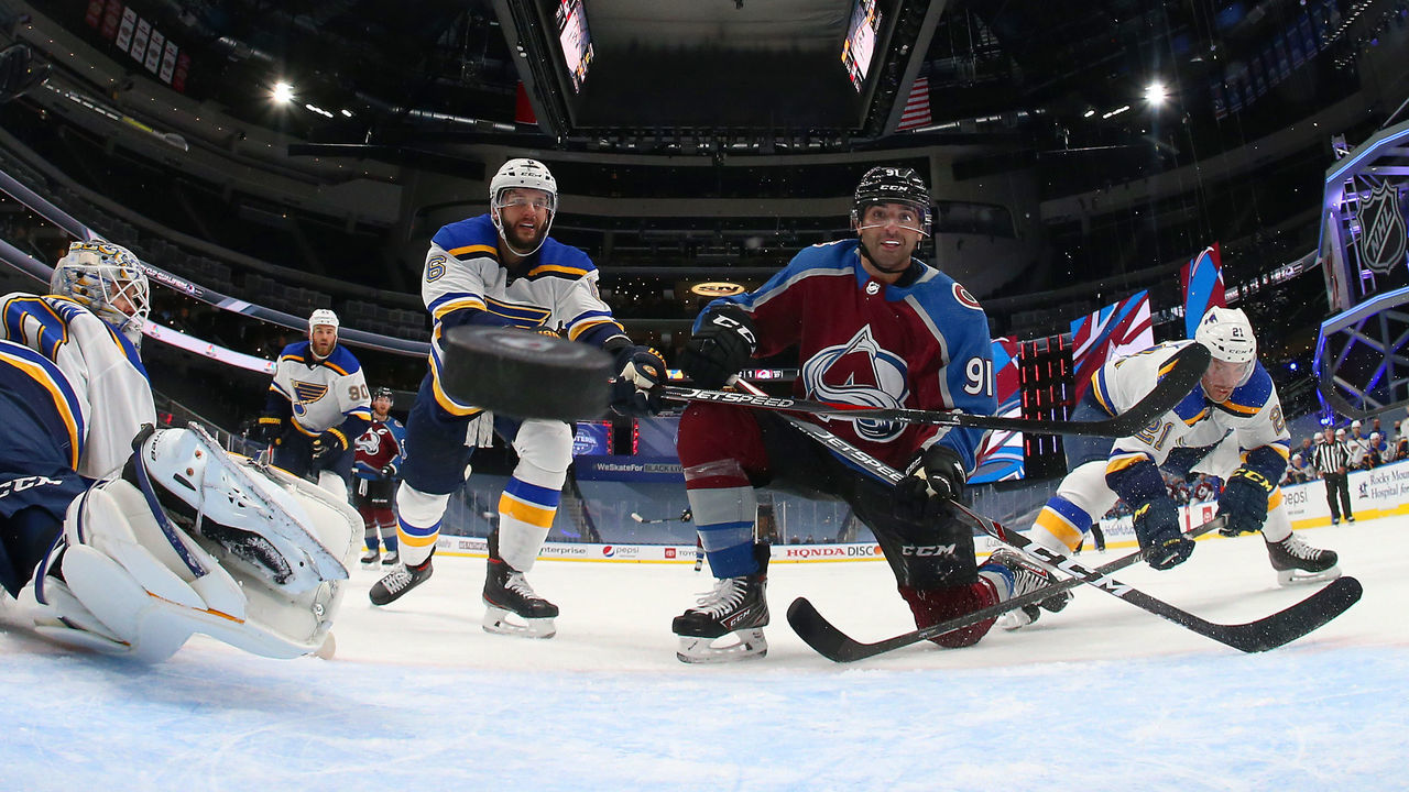 EDMONTON, ALBERTA - AUGUST 02: Nazem Kadri #91 of the Colorado Avalanche reacts as the puck bounces back out of the net for a goal with less than one second remaining in the third period of the Round Robin game against the St. Louis Blues during the 2020 NHL Stanley Cup Playoff at Rogers Place on August 02, 2020 in Edmonton, Alberta. The Avalanche defeated the Blues 2-1.