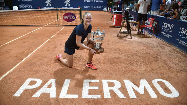 PALERMO, ITALY - AUGUST 09: Fiona Ferro of France poses with the trophy during the award ceremony after the final singles tennis match during the 31st Palermo Ladies Open on August 09, 2020 in Palermo, Italy.