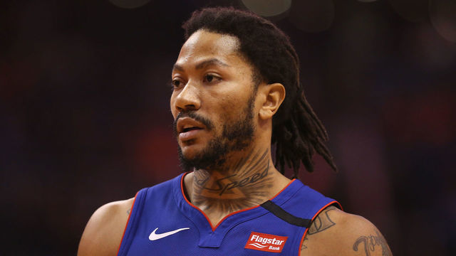 PHOENIX, ARIZONA - FEBRUARY 28: Derrick Rose #25 of the Detroit Pistons in action during the first half of the NBA game against the Phoenix Suns at Talking Stick Resort Arena on February 28, 2020 in Phoenix, Arizona. Mandatory Copyright Notice: Copyright 2020 NBAE.