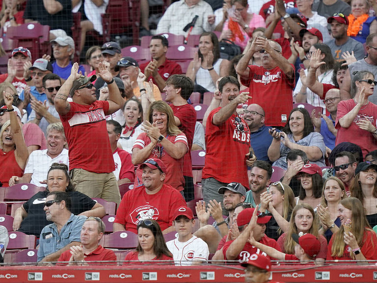 Just wanted to make a post thanking Reds fans and the city of Cincinnati  for an amazing time. : r/Reds