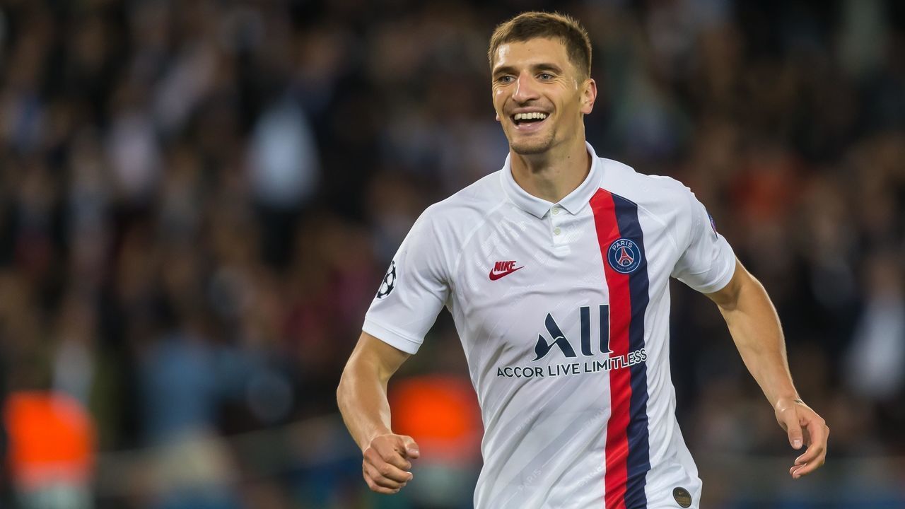 PARIS, FRANCE - SEPTEMBER 18: Thomas Meunier of Paris Saint-Germain celebrates after scoring his team's third goal during the UEFA Champions League group A match between Paris Saint-Germain and Real Madrid at Parc des Princes on September 18, 2019 in Paris, France.