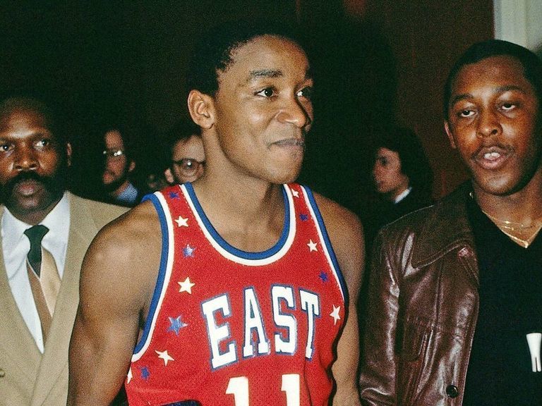 Isiah Thomas reunited with stolen NBA All-Star Game MVP Trophy - Sports  Collectors Digest