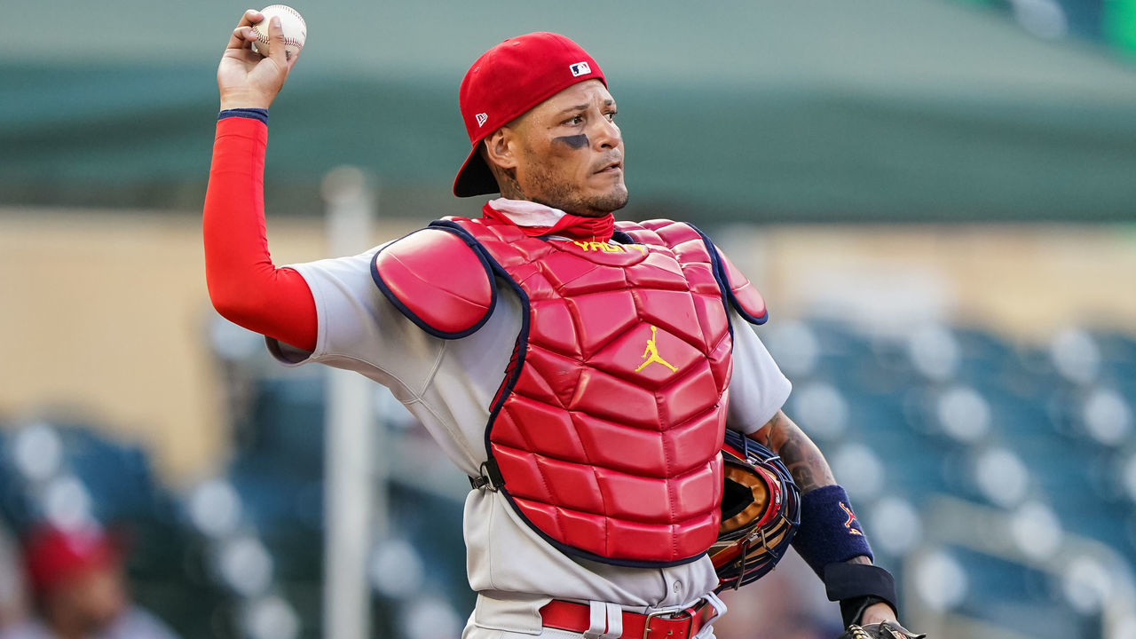 MINNEAPOLIS, MN - JULY 28: Yadier Molina #4 of the St. Louis Cardinals throws against the Minnesota Twins on July 28, 2020 at the Target Field in Minneapolis, Minnesota.
