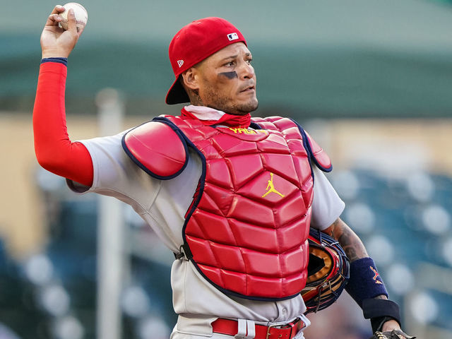 Manfred: 'I absolutely see a path back for the Cardinals' i…