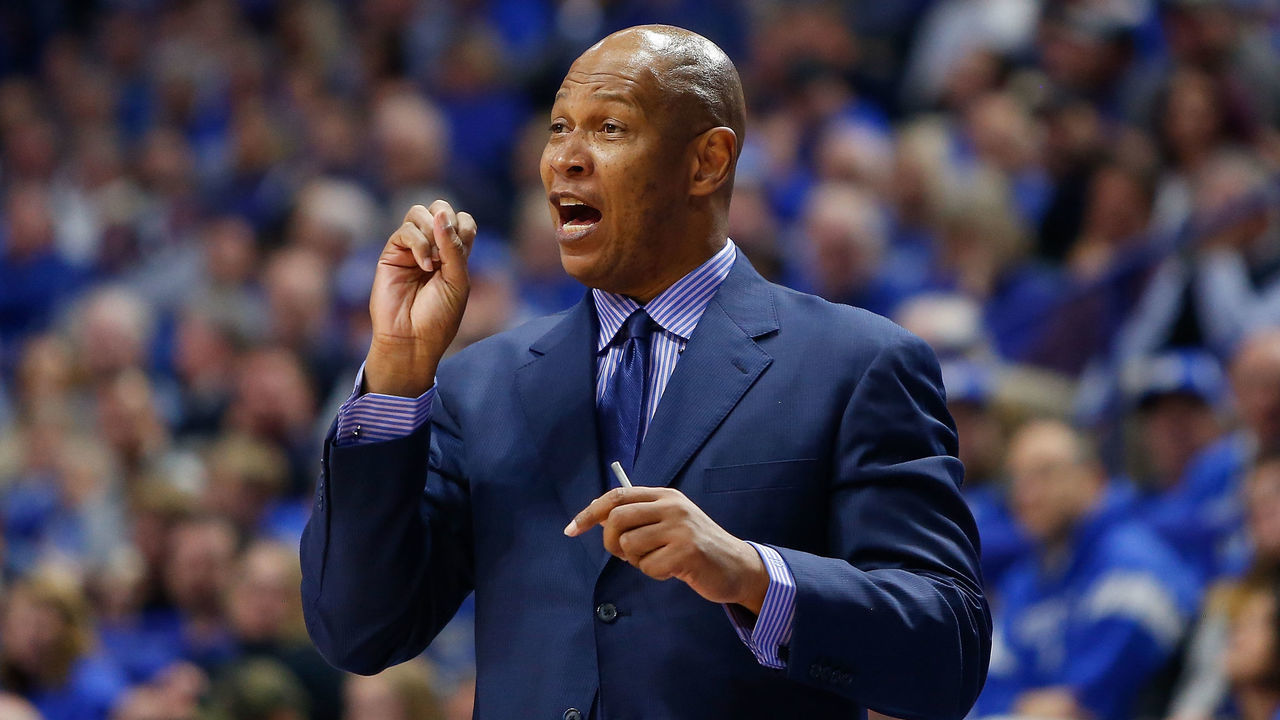 LEXINGTON, KY - JANUARY 30: Assistant coach Kenny Payne of the Kentucky Wildcats reacts against the Vanderbilt Commodores during the second half at Rupp Arena on January 30, 2018 in Lexington, Kentucky.