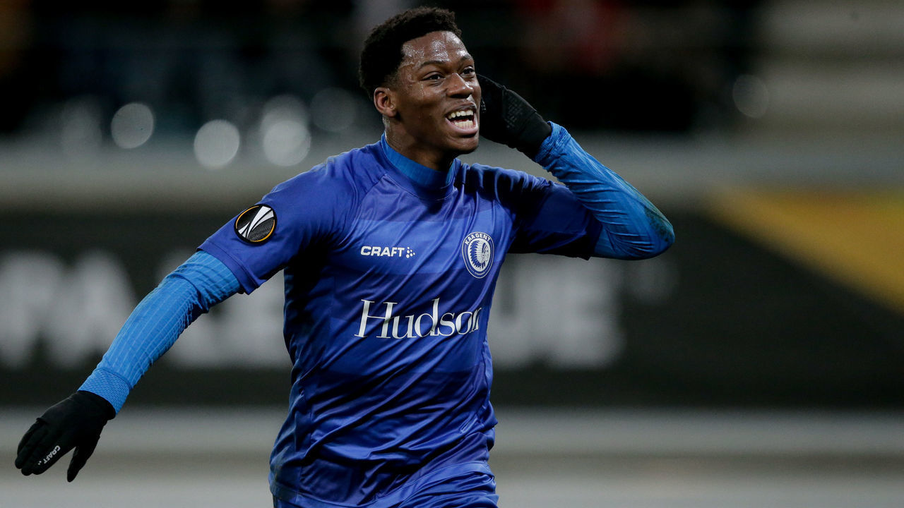 GENT, BELGIUM - FEBRUARY 27: Jonathan David of KAA Gent during the UEFA Europa League match between Gent v AS Roma at the Ghelamco Arena on February 27, 2020 in Gent Belgium