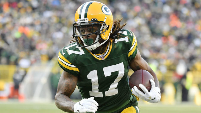 GREEN BAY, WISCONSIN - DECEMBER 15: Davante Adams #17 of the Green Bay Packers runs with the football against the Chicago Bears at Lambeau Field on December 15, 2019 in Green Bay, Wisconsin.