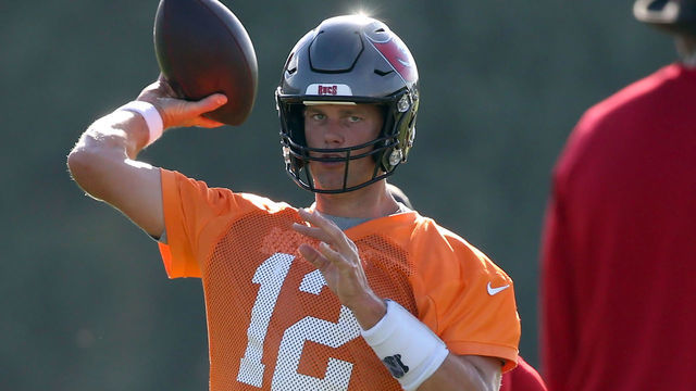 TAMPA, FL - AUG 13: Tom Brady (12) of the Buccaneers warms up during the Tampa Bay Buccaneers Training Camp on August 13, 2020 at the AdventHealth Training Center in Tampa, Florida.