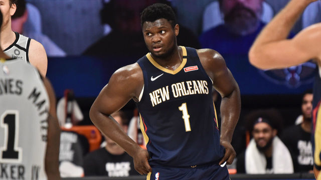 ORLANDO, FL - AUGUST 9: Zion Williamson #1 of the New Orleans Pelicans looks on against the San Antonio Spurs on August 9, 2020 in Orlando, Florida at The Field House. NOTE TO USER: User expressly acknowledges and agrees that, by downloading and/or using this photograph, user is consenting to the terms and conditions of the Getty Images License Agreement. Mandatory Copyright Notice: Copyright 2020 NBAE