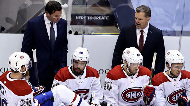 TORONTO, ONTARIO - AUGUST 14: Associate Coach Kirk Muller (top right) of the Montreal Canadiens shouts from the bench against the Philadelphia Flyers during the first period in Game Two of the Eastern Conference First Round during the 2020 NHL Stanley Cup Playoffs at Scotiabank Arena on August 14, 2020 in Toronto, Ontario, Canada. Muller will fill in as Interim Head Coach for Claude Julien.