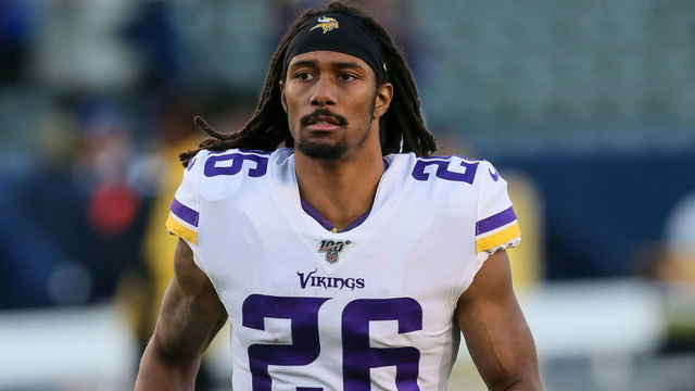 LOS ANGELES, CA - DECEMBER 15: Minnesota Vikings cornerback Trae Waynes (26) during the Minnesota Vikings versus Los Angeles Chargers game on December 15, 2019, at Dignity Health Sports Park in Carson, CA.