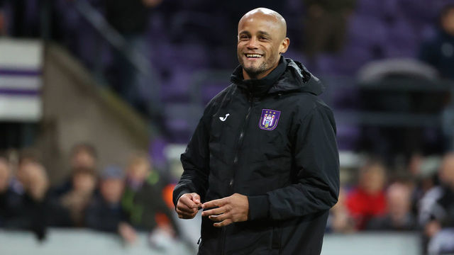 BRUSSELS, BELGIUM - FEBRUARY 23: Vincent Kompany of Anderlecht celebrates after winning the Jupiler Pro League match between RSC Anderlecht and AS Eupen at Lotto Park Stadium on February 23, 2020 in Brussels, Belgium.