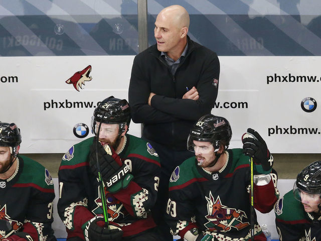 EDMONTON, ALBERTA - AUGUST 05: Head coach Rick Tocchet of the Arizona Coyotes directs his team in the first period against the Nashville Predators in Game Three of the Western Conference Qualification Round prior to the 2020 NHL Stanley Cup Playoffs at Rogers Place on August 05, 2020 in Edmonton, Alberta.