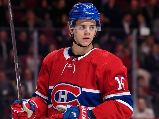 MONTREAL, QC - FEBRUARY 19: Montreal Canadiens center Jesperi Kotkaniemi (15) waits for play to begin during the third period of the NHL game between the Columbus Blue Jackets and the Montreal Canadiens on february 19, 2019, at the Bell Centre in Montreal, QC