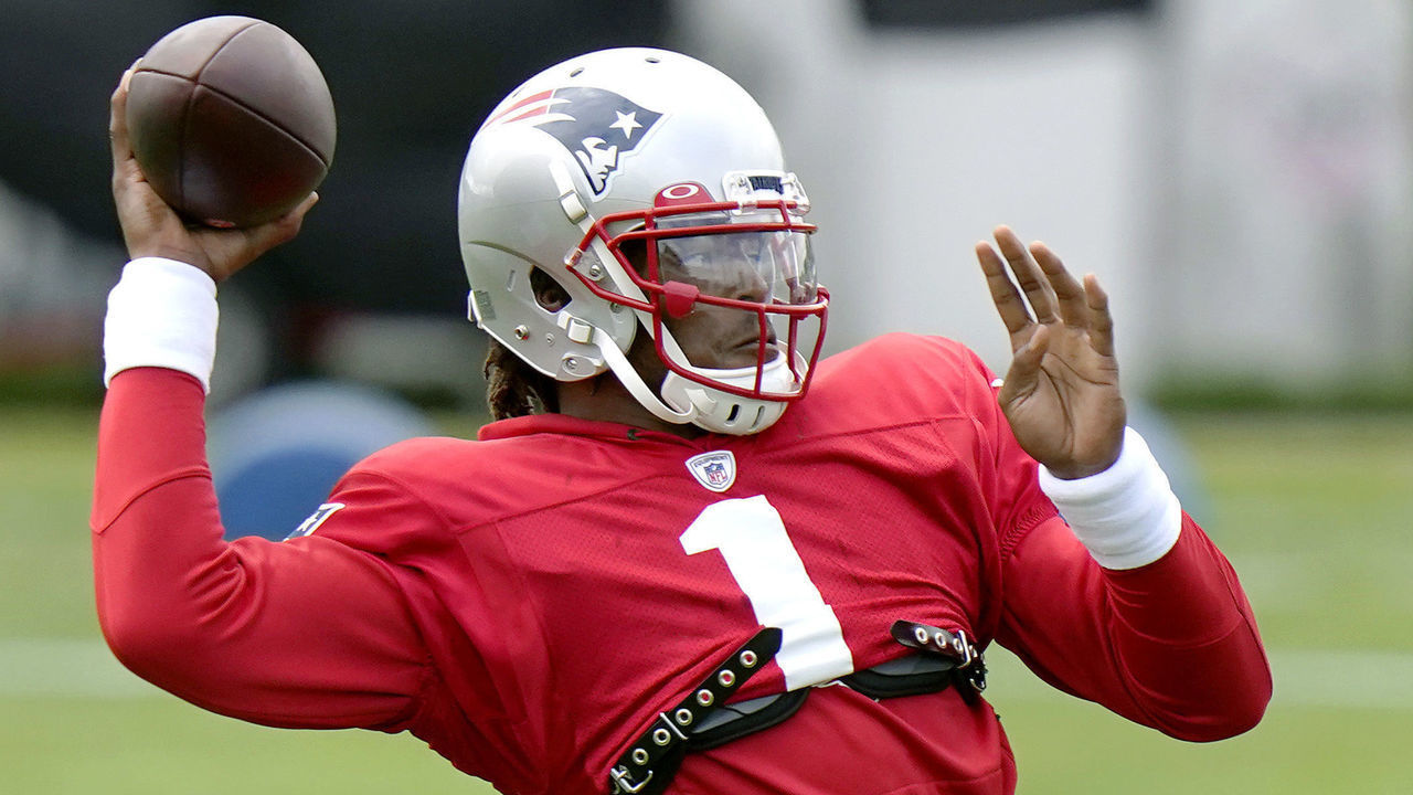 FOXBOROUGH, MASSACHUSETTS - AUGUST 17: Cam Newton #1 of the New England Patriots throws a pass during training camp at Gillette Stadium on August 17, 2020 in Foxborough, Massachusetts.