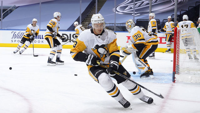 TORONTO, ONTARIO - JULY 28: Jack Johnson #3 of the Pittsburgh Penguins and his teammates take the ice for warm-up prior to an exhibition game against the Philadelphia Flyers prior to the 2020 NHL Stanley Cup Playoffs at Scotiabank Arena on July 28, 2020 in Toronto, Ontario.