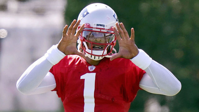 FOXBOROUGH, MASSACHUSETTS - AUGUST 18: Cam Newton #1 of the New England Patriots gestures during training camp at Gillette Stadium on August 18, 2020 in Foxborough, Massachusetts.