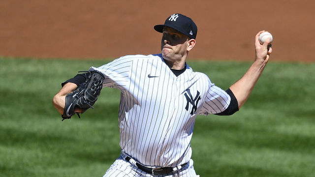 NEW YORK, NEW YORK - AUGUST 20: James Paxton #65 of the New York Yankees pitches during the first inning against the Tampa Bay Rays at Yankee Stadium on August 20, 2020 in the Bronx borough of New York City.