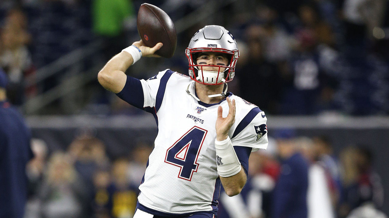 Patriots Turn To Stidham Vs Chiefs After Hoyer S Costly Mistakes Thescore Com