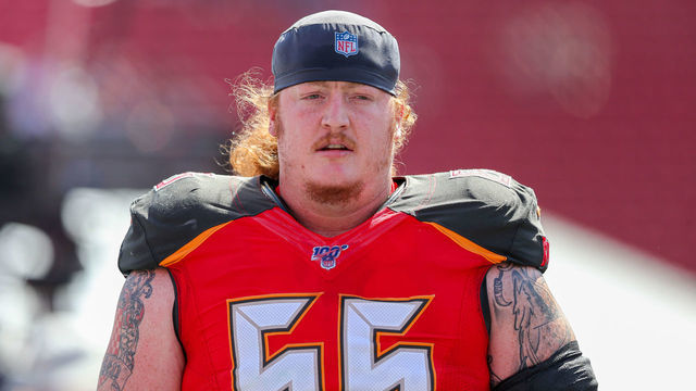 LOS ANGELES, CA - SEPTEMBER 29: Tampa Bay Buccaneers center Ryan Jensen (66) before an NFL football game between the Tampa Bay Buccaneers and the Los Angeles Rams on September 29, 2019, at the Los Angeles Memorial Coliseum in Los Angeles, CA.