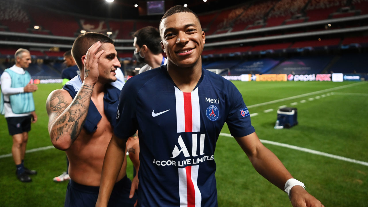 LISBON, PORTUGAL - AUGUST 18: Kylian Mbappe of Paris Saint-Germain celebrates victory after the UEFA Champions League Semi Final match between RB Leipzig and Paris Saint-Germain F.C at Estadio do Sport Lisboa e Benfica on August 18, 2020 in Lisbon, Portugal.