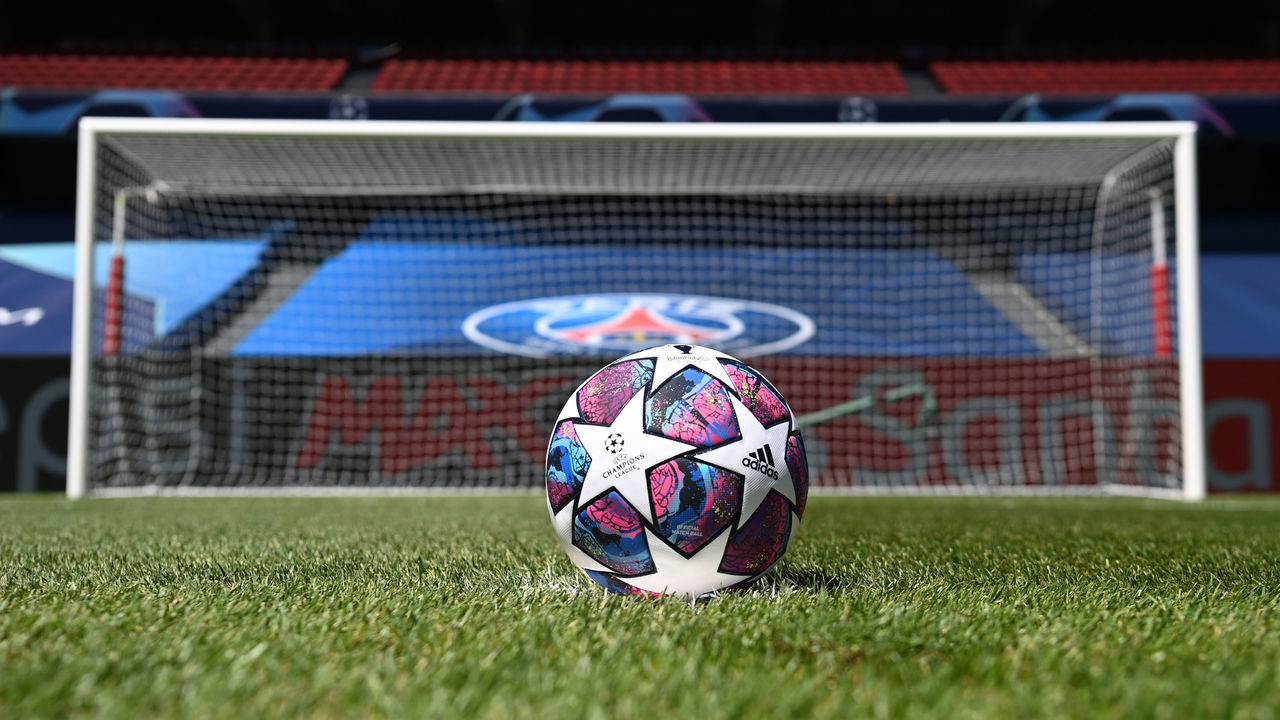 LISBON, PORTUGAL - AUGUST 23: The UCL Finale Istanbul Pro Ball is seen on the pitch prior to the UEFA Champions League Final match between Paris Saint-Germain and Bayern Munich at Estadio do Sport Lisboa e Benfica on August 23, 2020 in Lisbon, Portugal.