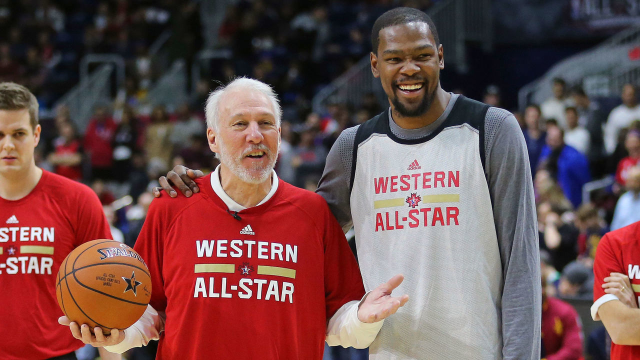 TORONTO, CANADA - FEBRUARY 13: Gregg Popovich of the San Antonio Spurs coaches Kevin Durant #35 of the Oklahoma City Thunder during the NBA All-Star Practice as part of 2016 All-Star Weekend at the Ricoh Coliseum on February 13, 2016 in Toronto, Ontario, Canada. NOTE TO USER: User expressly acknowledges and agrees that, by downloading and/or using this photograph, user is consenting to the terms and conditions of the Getty Images License Agreement. Mandatory Copyright Notice: Copyright 2016 NBAE
