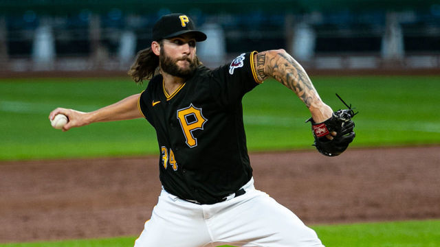 PITTSBURGH, PA - AUGUST 20: Pittsburgh Pirates starting pitcher Trevor Williams (34) throws a pitch during the MLB baseball game between the Cleveland Indians and the Pittsburgh Pirates on August 20, 2020 at PNC Park in Pittsburgh, PA.