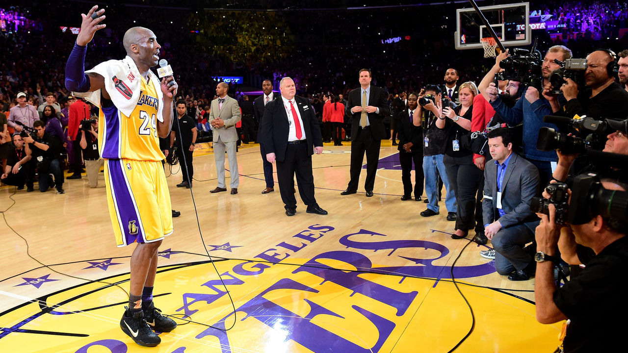 Kobe-signed piece of court from final NBA game sells for $631K 