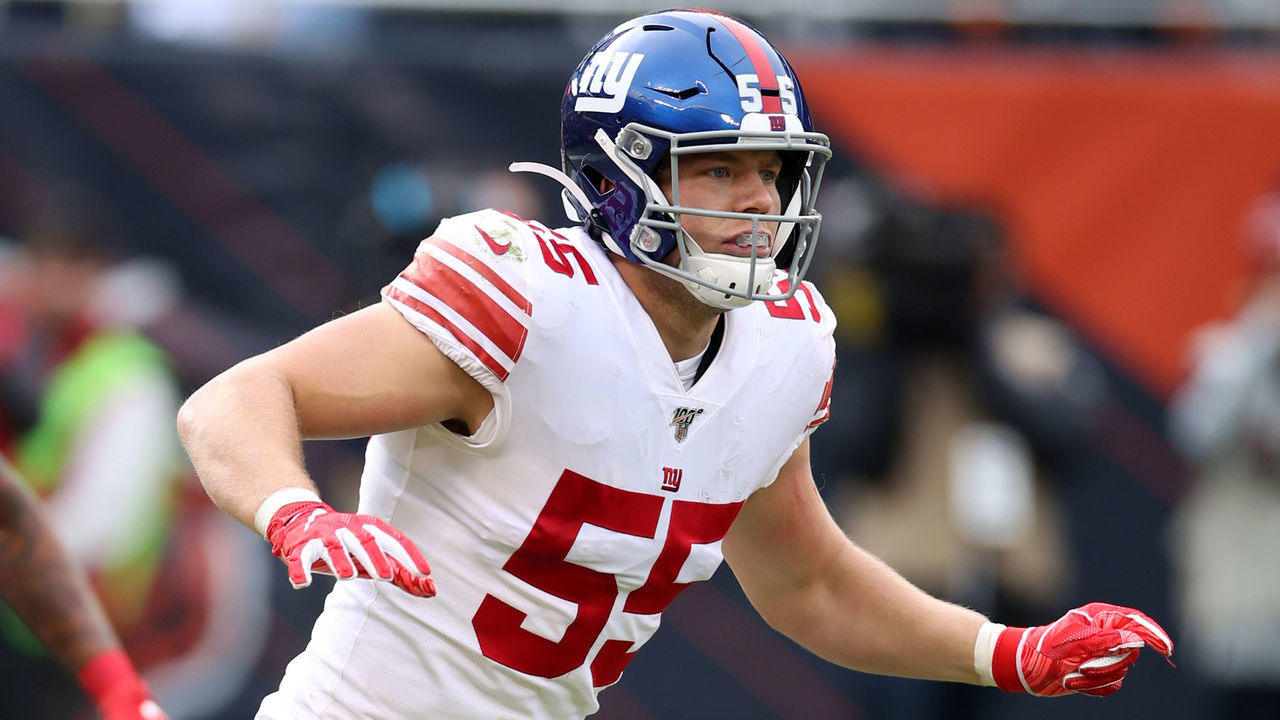 CHICAGO, IL - NOVEMBER 24: David Mayo #55 of the New York Giants in action during the game against the Chicago Bears at Soldier Field on November 24, 2019 in Chicago Illinois. The Bears defeated the Giants 19-14.