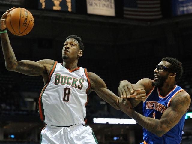 Larry Sanders' 5-game suspension began Wednesday despite injury