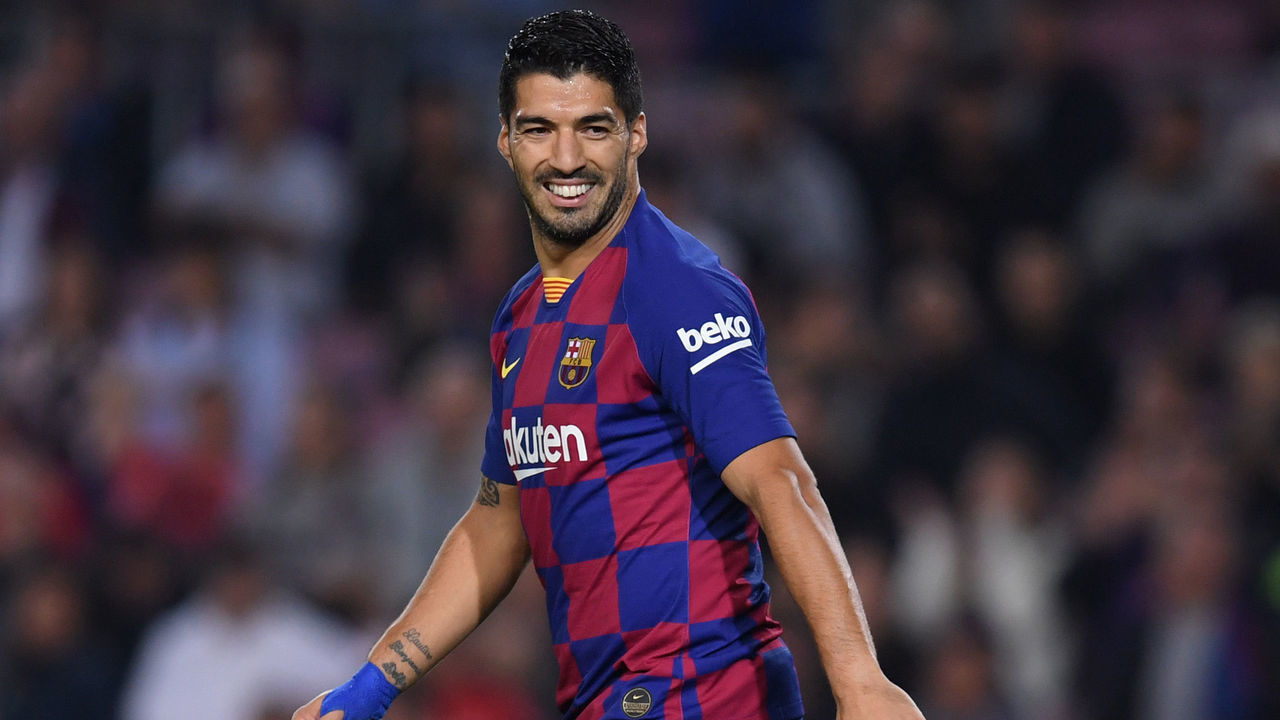 BARCELONA, SPAIN - OCTOBER 29: Luis Suarez of FC Barcelona looks on during the Liga match between FC Barcelona and Real Valladolid CF at Camp Nou on October 29, 2019 in Barcelona, Spain.