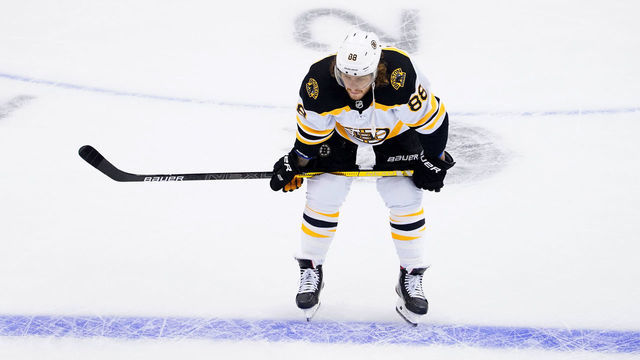 TORONTO, ONTARIO - AUGUST 09: David Pastrnak #88 of the Boston Bruins warms up prior to an Eastern Conference Round Robin game against the Washington Capitals during the 2020 NHL Stanley Cup Playoffs at Scotiabank Arena on August 09, 2020 in Toronto, Ontario, Canada.